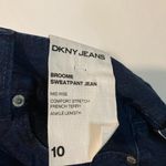 DKNY Jeans women's size 10 dark blue BROOME sweatpant jegging jean Photo 7