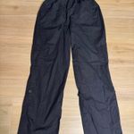 Motherhood Maternity  Black Carpenter Roll Tab Capris. Medium Photo 2