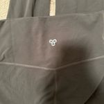 Aritzia  TNA graphite leggings Photo 2