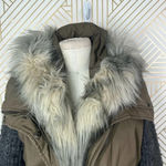 Vera Wang Vera‎ Wang Faux Fur Trim Mixed Media Anorak Coat Green Khaki Size Small Photo 3