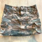 Plugg Like new  camo mini skirt. Photo 0