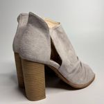 42 Gold Womens Loyalty Peep Toe Bootie in Fog Kid Suede Gray Size 10 Photo 2