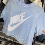 Nike Crop Top T-Shirt Photo 0