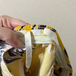 Patagonia NWOT  Womens Baggies Yellow & Purple Floral Shorts - Size Medium Photo 2