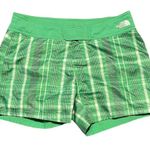 The North Face  Woman's Reversible Green Casual Athletic Shorts Size 4 Photo 0