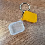 Tupperware Keychain Yellow Photo 3