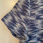 Ann Taylor  Women's Patterened Short Sleeve Dress Size 2P Blue & White Photo 3