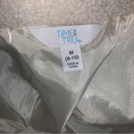 Cream Puffer Coat size medium 8/10 FLAW Photo 3