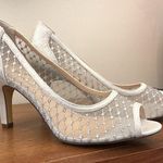 Silver open toe shoes. Size 8.5 Photo 0