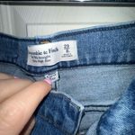 Abercrombie & Fitch The '90s Straight Ultra High Rise W Criss
Cross Waist Photo 1