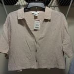 Kirious  Crop Top Photo 0