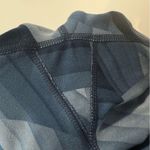 Athleta  FROST GEOMETRIC BLUE CHATURANGA LEGGINGS SIZE M Photo 4