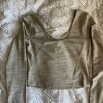 Lululemon long sleeve align v neck size 6, brown Photo 1