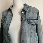 Levi's Levi’s • Original Trucker Jacket in Jeanie Medium Wash Photo 61