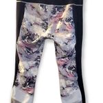 Lululemon If You're Lucky crop black and floral prints size 8 leggings Photo 3