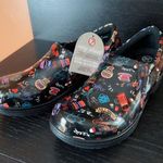 Easy Street Slip resistant easy works by  non marking Photo 0