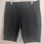 The Limited  Exact Stretch Black Women’s Size 8 Shorts Work Business Casual Photo 0