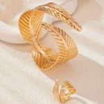 Elegant 14K Golden Photo 4