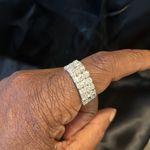 Diamanté stretchy ring with three strands of solitaire stones on silver Photo 6