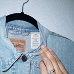 Levi Strauss & CO. Levi's Blue Light Wash Cropped Trucker Denim Jacket Size XXL Photo 4