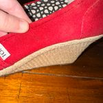 Toms Red Heeled Open Toe Wedges Womens Size 9 Photo 3