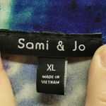 Sami & Jo  Women's Size XL Lace-Up Popover 3/4 Sleeves Blue Abstract Stretch Top Photo 6