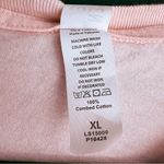 “Faith Over Fear” Pink Graphic T Photo 4