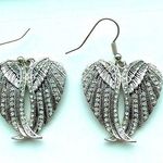 Angel wing heart earrings Photo 0