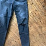 American Eagle  black curvy hi-rise 6 basic jeggings Photo 2