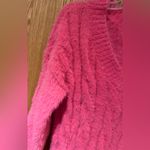 Lucky Brand  Plush‎ Fuzzy Cable Knit V-Neck Pullover Sweater in Hot Pink Size XS Photo 3