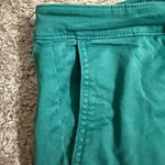 Torrid Button Fly High Rise Cuffed Hem Emerald Green Stretch Shorts - size 14 Photo 3