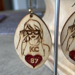 Taylor Swift Travis Kelce 87 earrings Tan Photo 1