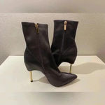 BCBGMAXAZRIA Women’s Gray Stretch Satin Jolie Booties Size 7. Photo 2