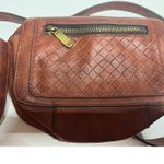 Vintage Brown Leather Crossbody Bag with Quilted Pattern and Brass Hardware Photo 1