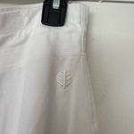 Coolibar Women’s Medium White Beach Capri Photo 1