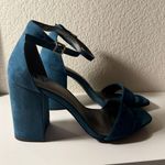 Emerald green heels Size 9 Photo 1