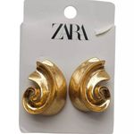 ZARA NWT ‼️ Gold-Tone Spiral Abstract Seashell Post Earrings New Sold Out Online Photo 0