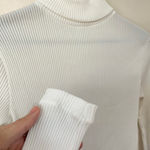 Vintage 1960’s Ribbed Long Sleeve Turtleneck White Size M Photo 1
