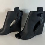 Vince Kara black Leather Cutout open toe wedge sandals size 6M Photo 0