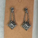 Vintage Avon “ Sleek Drop” faux diamond chain dangle earrings. Black Photo 0