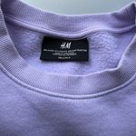 H&M light purple unisex relaxed fit crewneck Photo 3