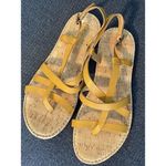 Korks Felicity 8M Slingback Strappy Flat Sandals Mustard Yellow Casual Comfort Size 8 Photo 0
