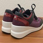 Michael Kors MICHAEL Georgie Trainer Wedge Sneakers Glitter Black/Red Size 7.5M Photo 2