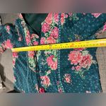 global desi Green Foral A Photo 3