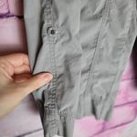 Kuhl 8 GRAY CARGO ADJUSTABLE ROLL TAB LEG CROP CAPRI OUTDOOR PANTS Photo 7