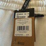 The North Face  Women’s Evolution Shorts, White dune, size XXL, NWT Photo 7