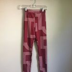 H&M NWT  xs burgundy leggings Photo 3