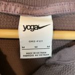 Nike  Yoga Dri-Fit Luxe Cover-Up Shirt Women Long‎ Sleeve Henley Size Medium Knit Photo 3