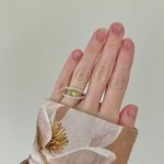 NRT Green & Silver Two Shank Ring “Venus” Avon Signed Peridot Eye Art Deco Jewelry Photo 1