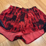 Lululemon  Red Hotty Hot 2.5" Photo 0